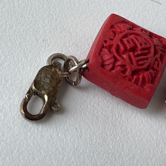 Gorgeous red motif bracelet - Picture 8 of 8